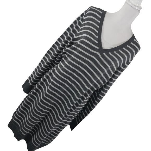 OLD NAVY! ASH & CHARCOAL GRAY FINE KNIT STRIPED, V-NECK SEESTER DRESS! SZ XL - Picture 11 of 11